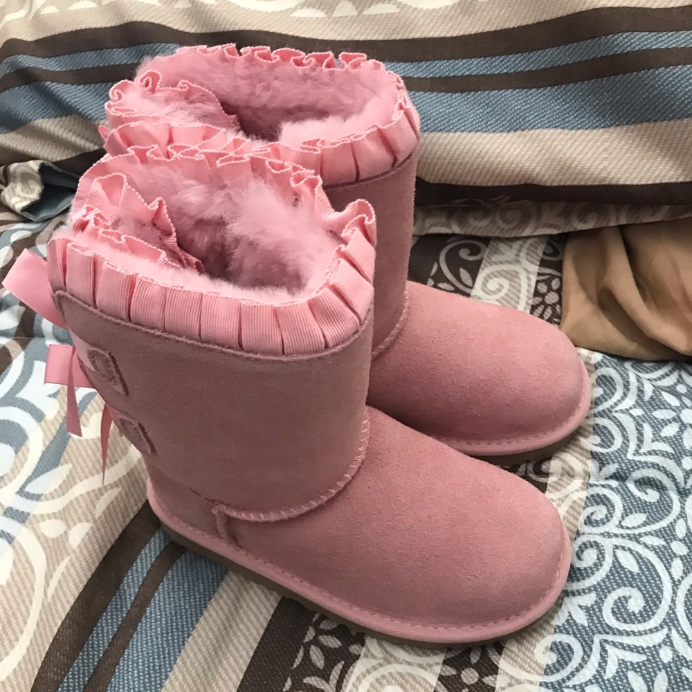 ***SOLD***Ugg Size 11 Toddler New